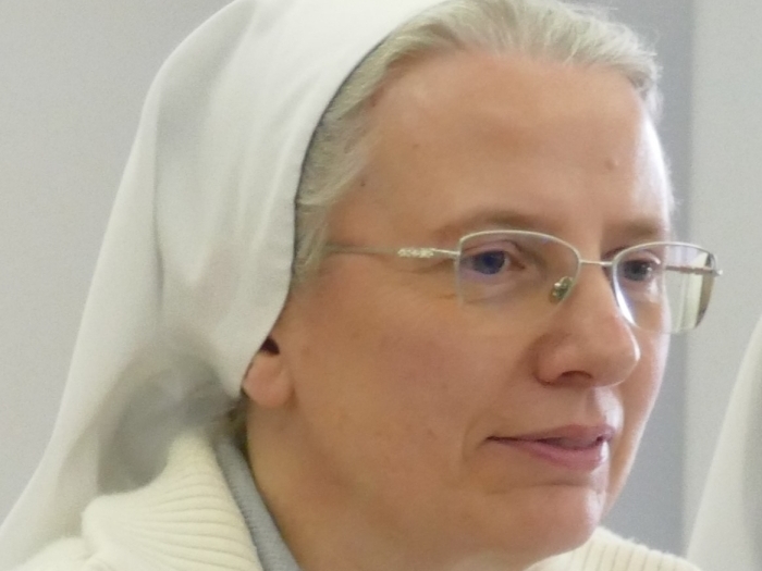 Sor Simona Brambilla nuevo Prefecto para la vida consagrada